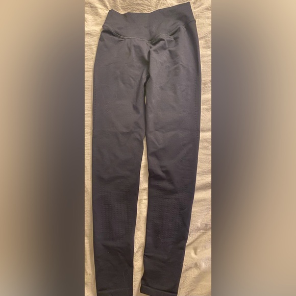 Gymshark Legging - Picture 3 of 9